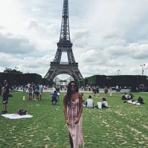 Meet your Posher, Danielle